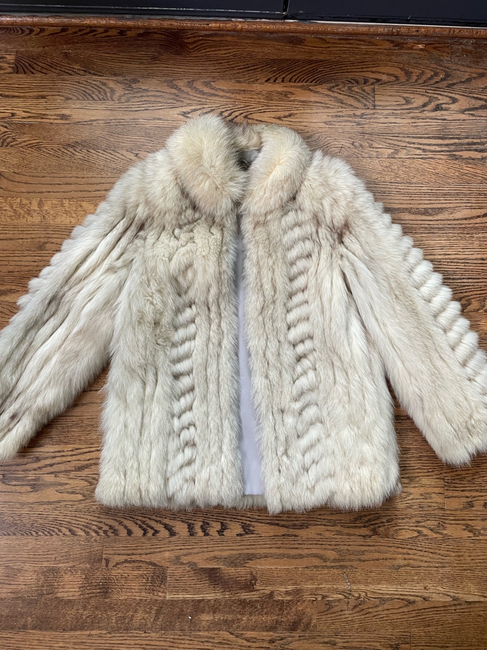 Vintage SAGA FOX Silver Label Real Blue Fox Fur Coat Small great condition